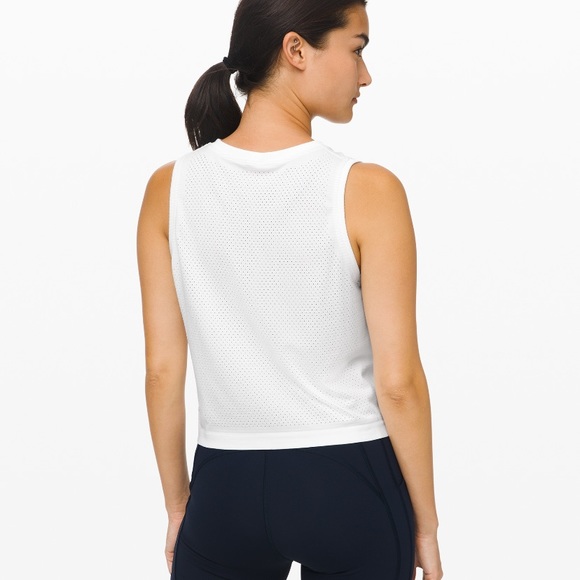 BLACK lululemon breeze by muscle tank - Picture 3 of 6